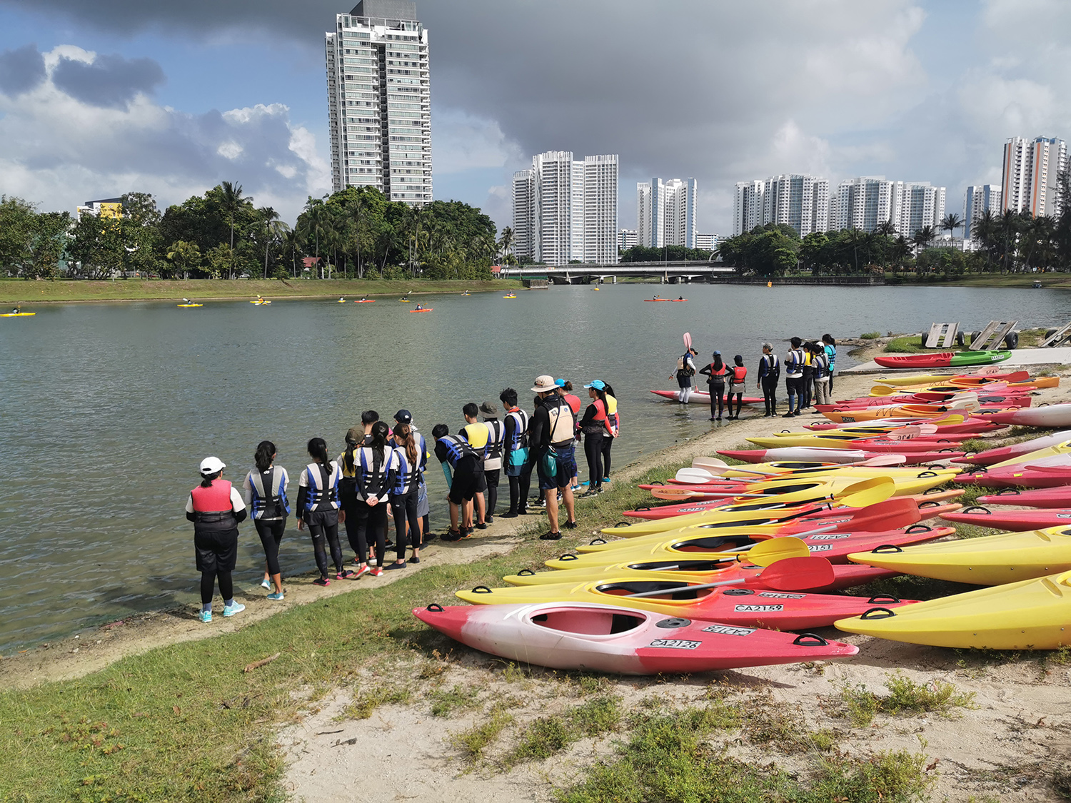 Year 2 kayaking at BLU 2020