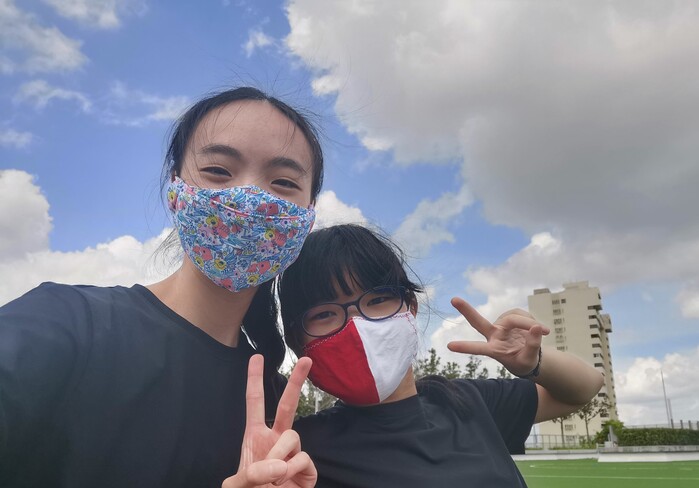 Sophie (left) participating as an Orientation Group Leader (OGL) at the Year 1 Orientation dry run (2021)